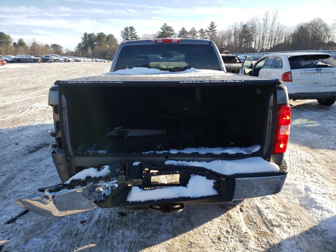 2012 Chevrolet Silverado - Image 6