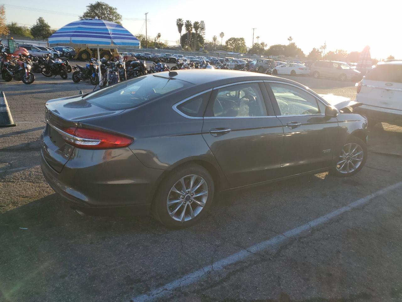 VIN 3FA6P0PU6HR379506 2017 FORD FUSION no.3