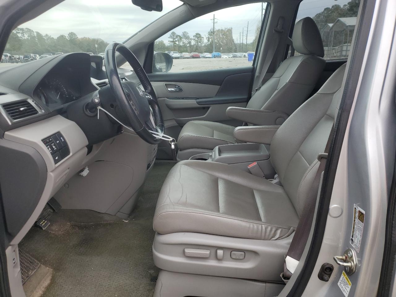 2015 Honda Odyssey - Image 7