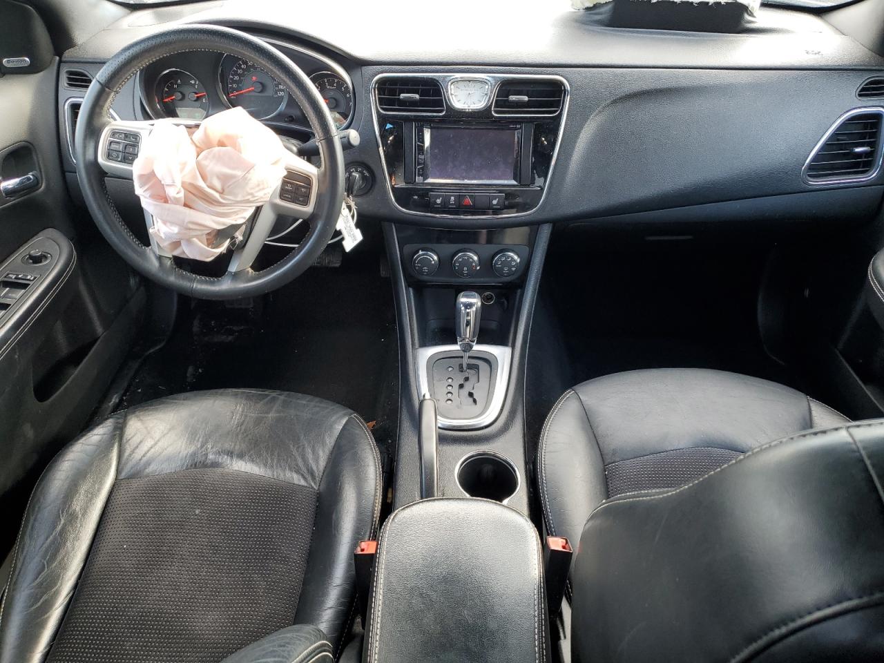 2012 Chrysler 200 - Image 8