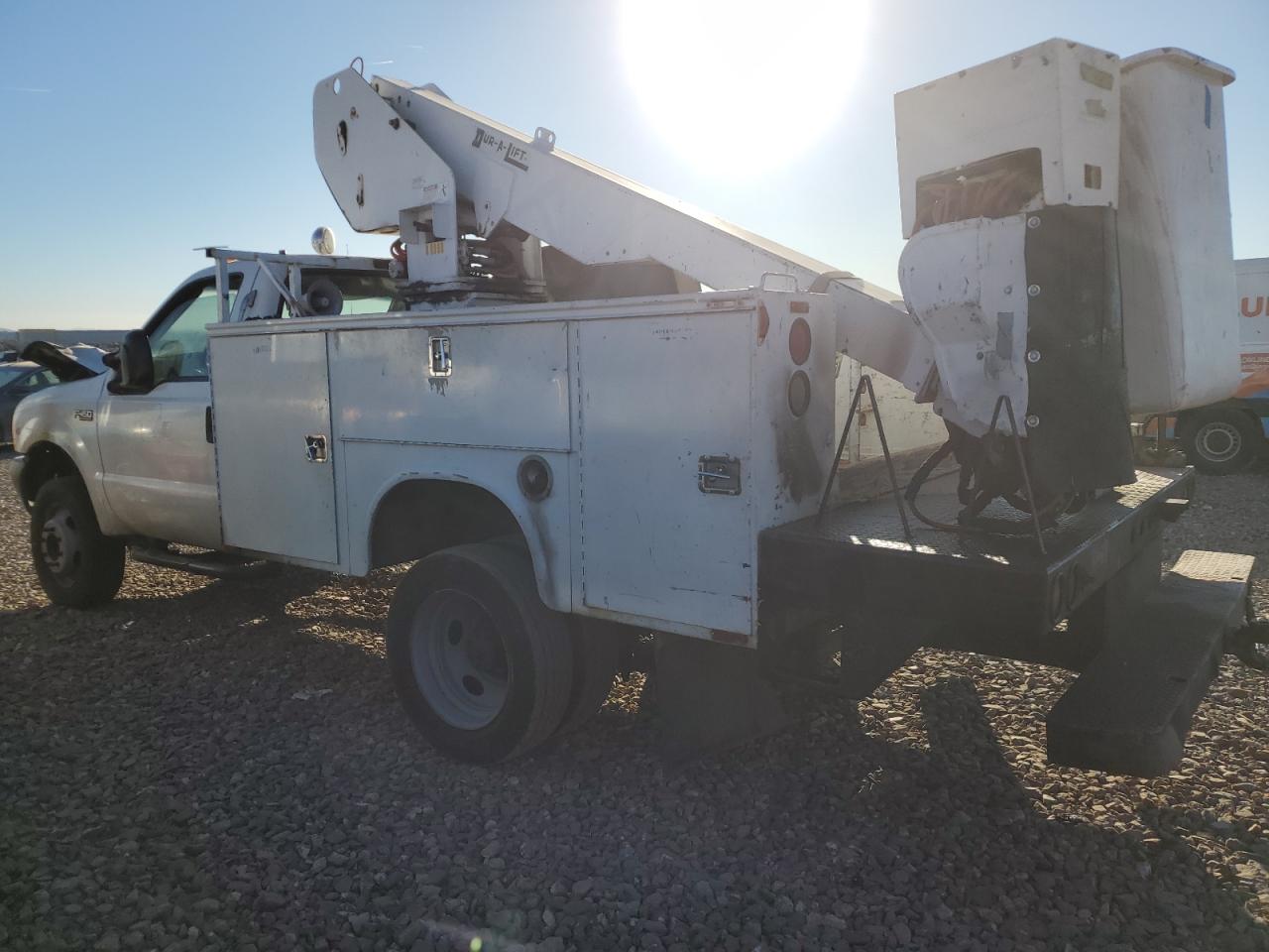 1999 Ford F450 - Image 2