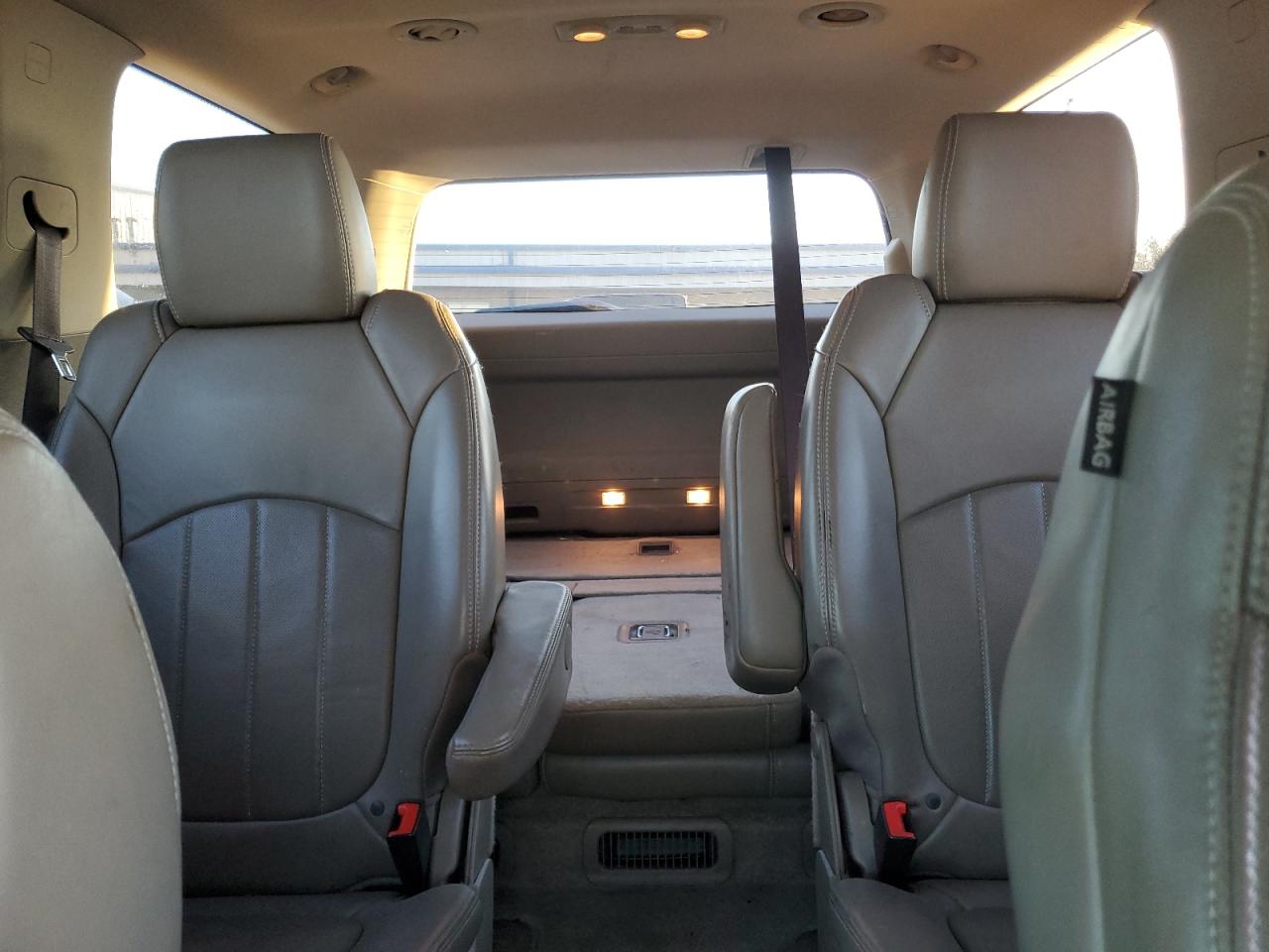 2014 GMC Acadia - Image 10