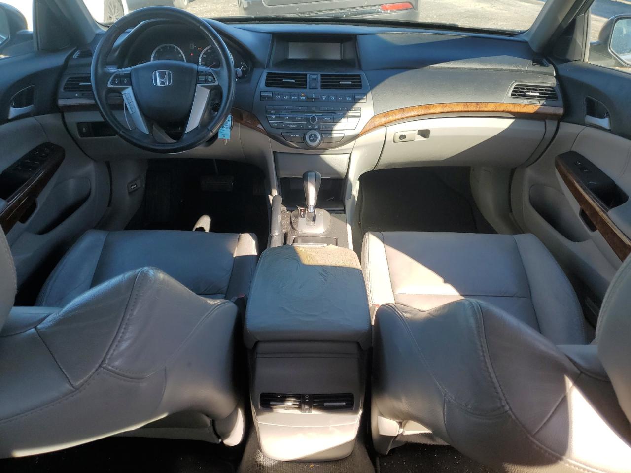 2011 Honda Accord - Image 8