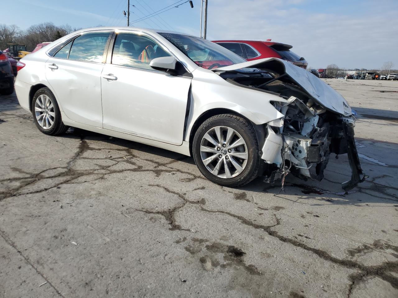 2015 Toyota Camry - Image 4