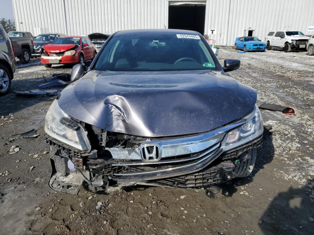 2016 Honda Accord - Image 5