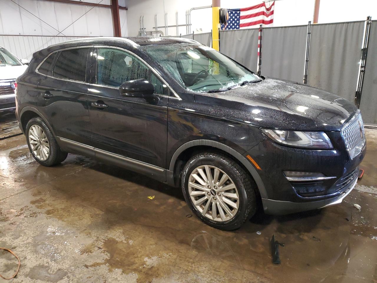 2019 Lincoln MKZ - Image 4