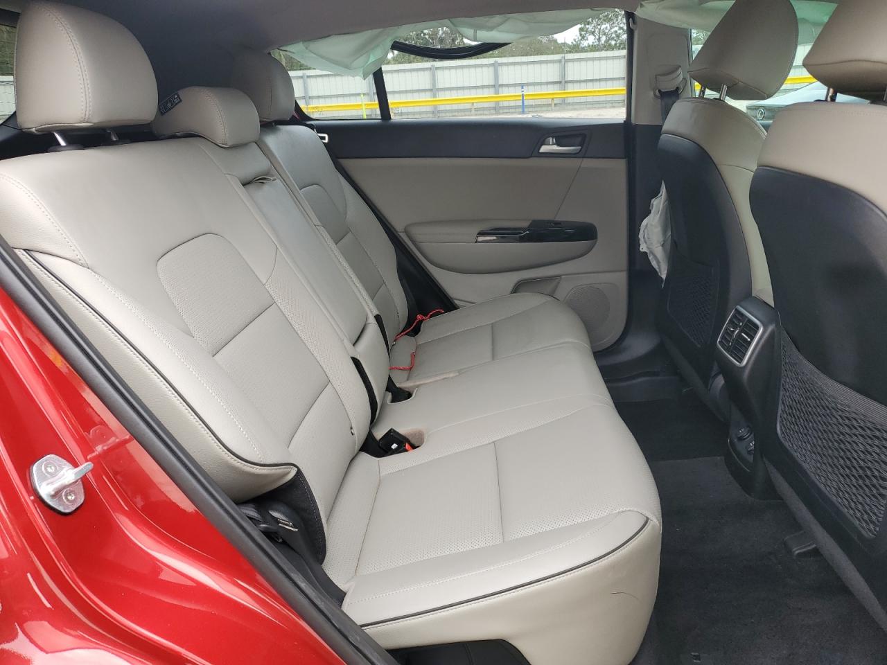 2021 Kia Sportage - Image 11