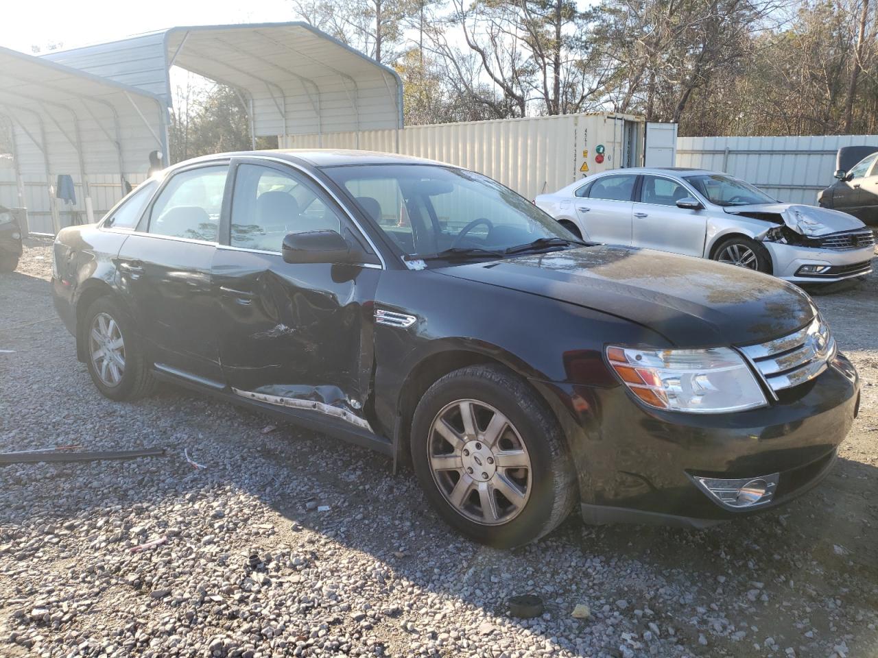 2009 Ford Taurus - Image 4