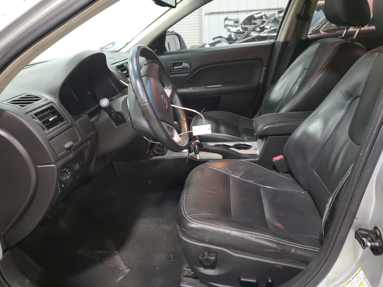 2010 Ford Fusion - Image 7