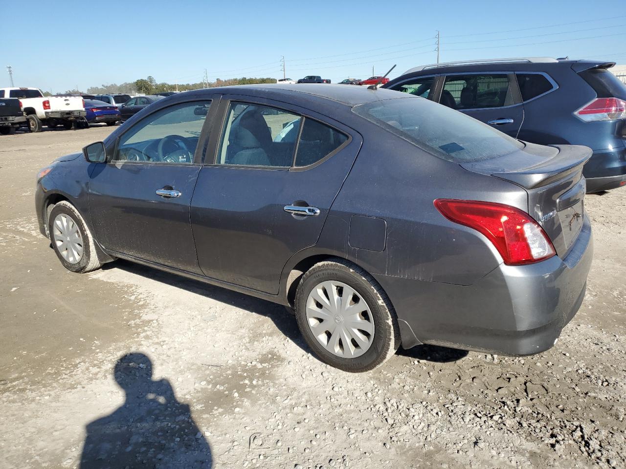 2016 Nissan Versa - Image 2