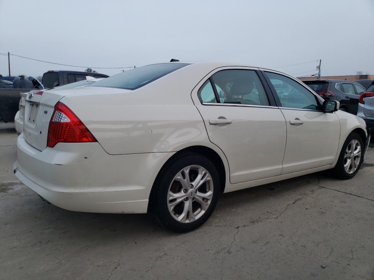 2012 Ford Fusion - Image 3