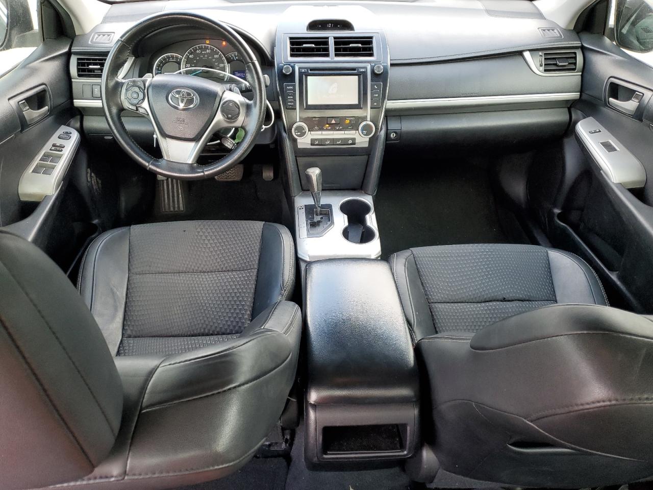 2013 Toyota Camry - Image 8