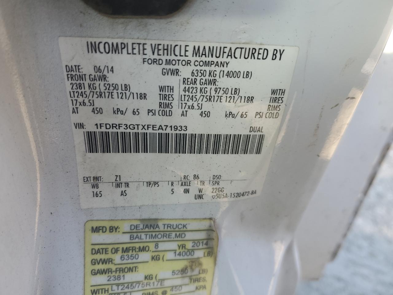 2015 Ford F350 - Image 12