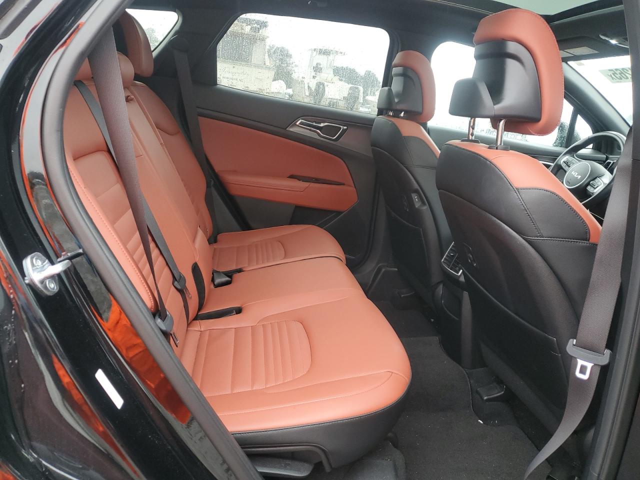 2023 Kia Sportage - Image 11