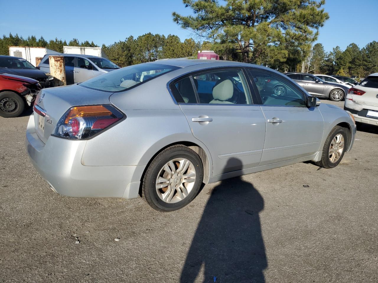 2010 Nissan Altima - Image 3