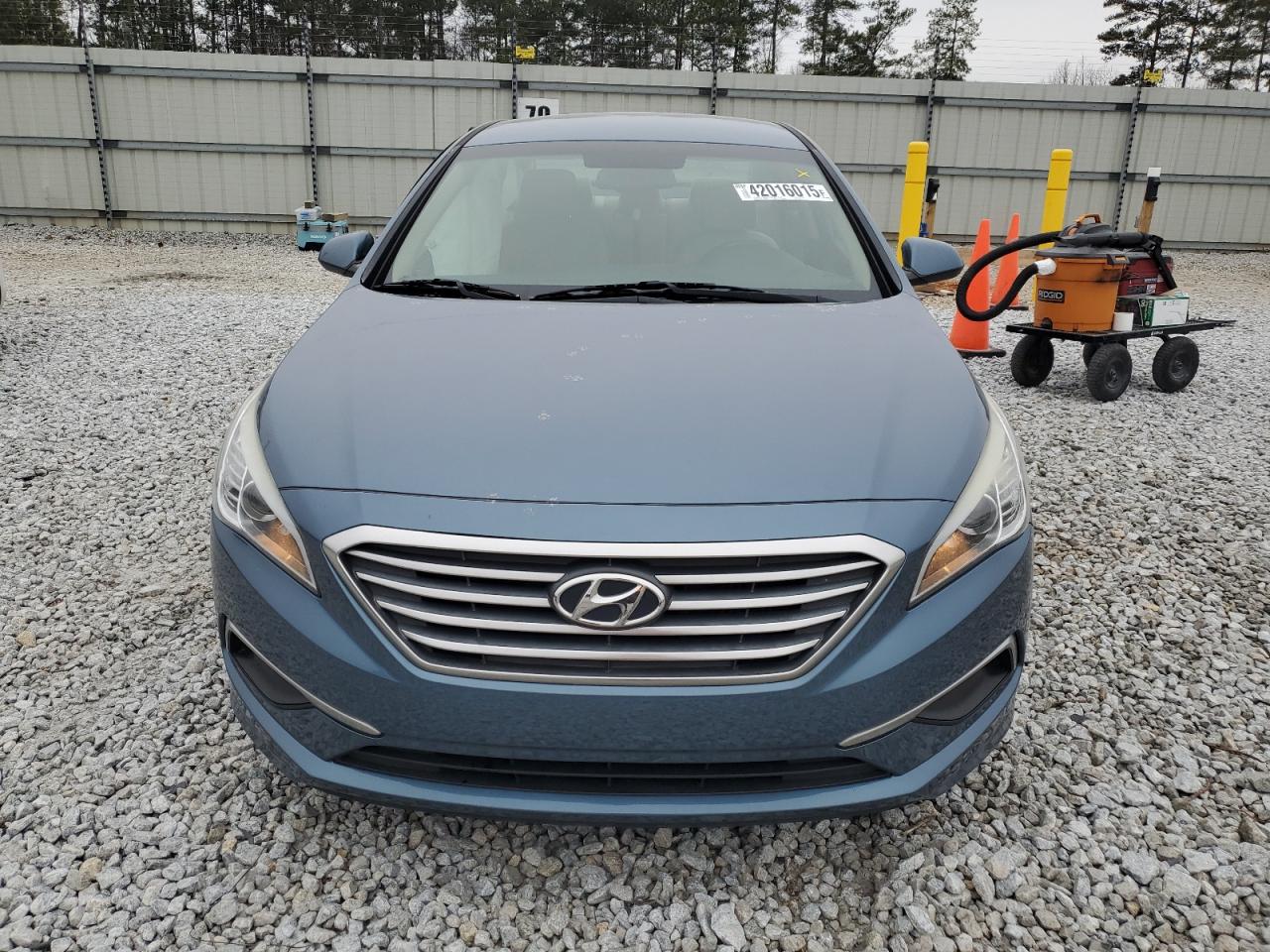 2017 Hyundai Sonata - Image 5