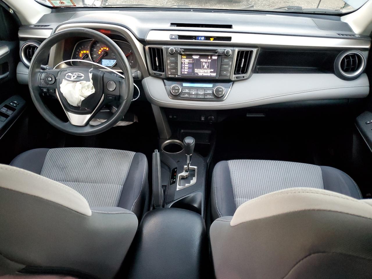 2014 Toyota RAV 4 - Image 8