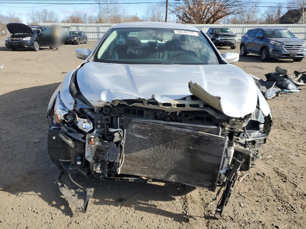 2018 Nissan Altima - Image 5