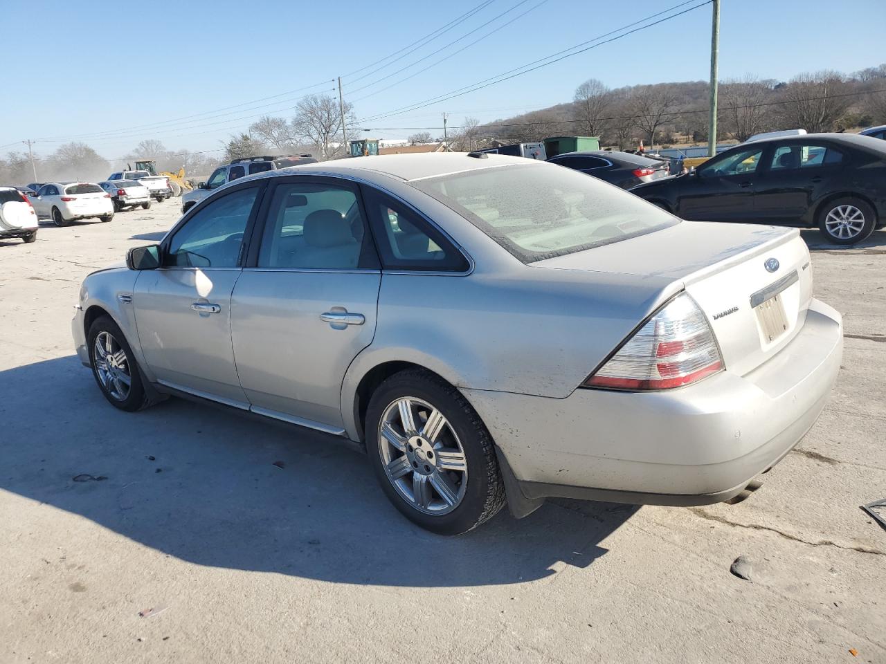 2009 Ford Taurus - Image 2
