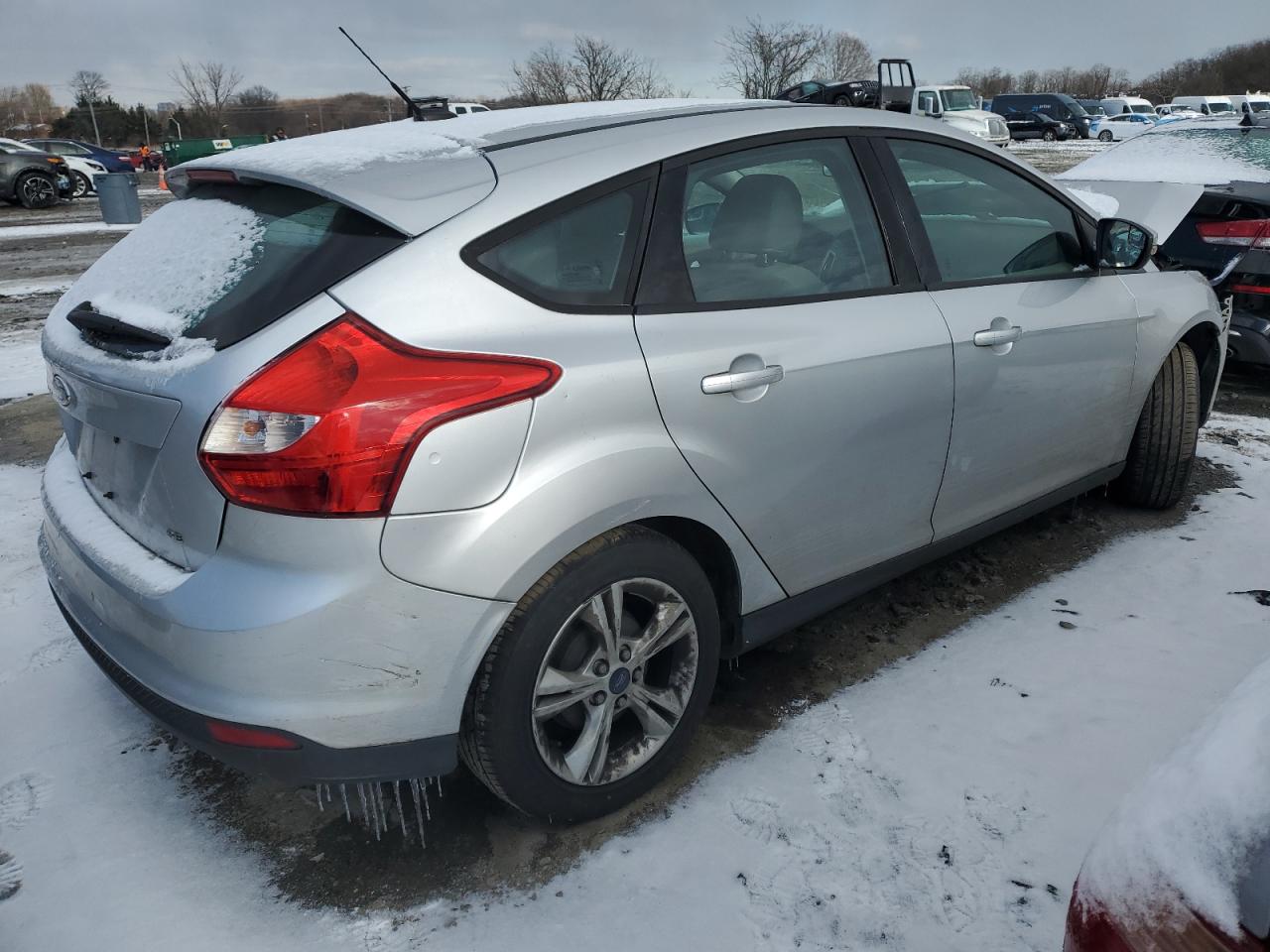 2014 Ford Focus Se silver hatchback gas 1FADP3K21EL418074 photo #4
