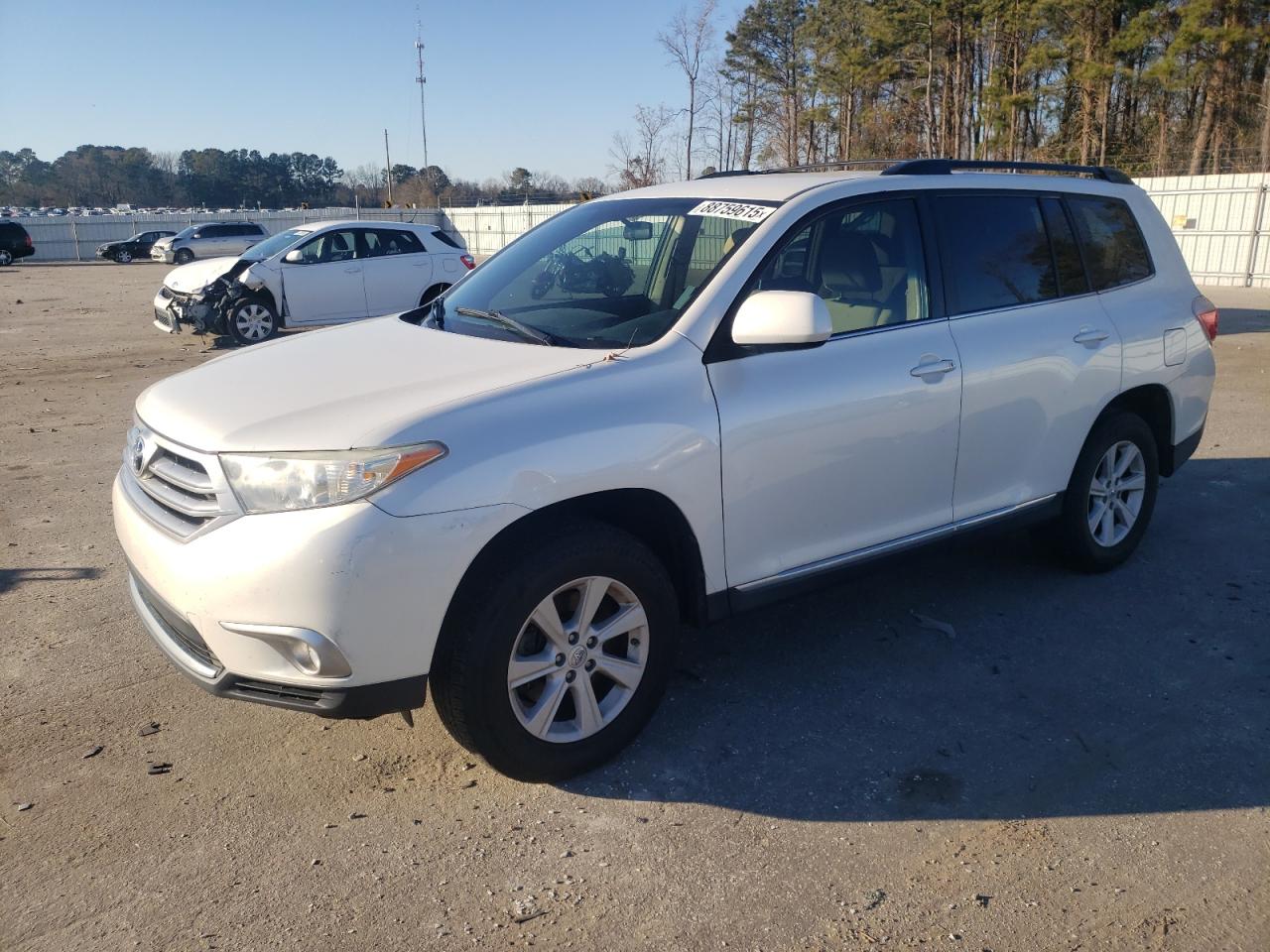 VIN 5TDZA3EH8DS033741 2013 TOYOTA HIGHLANDER no.1