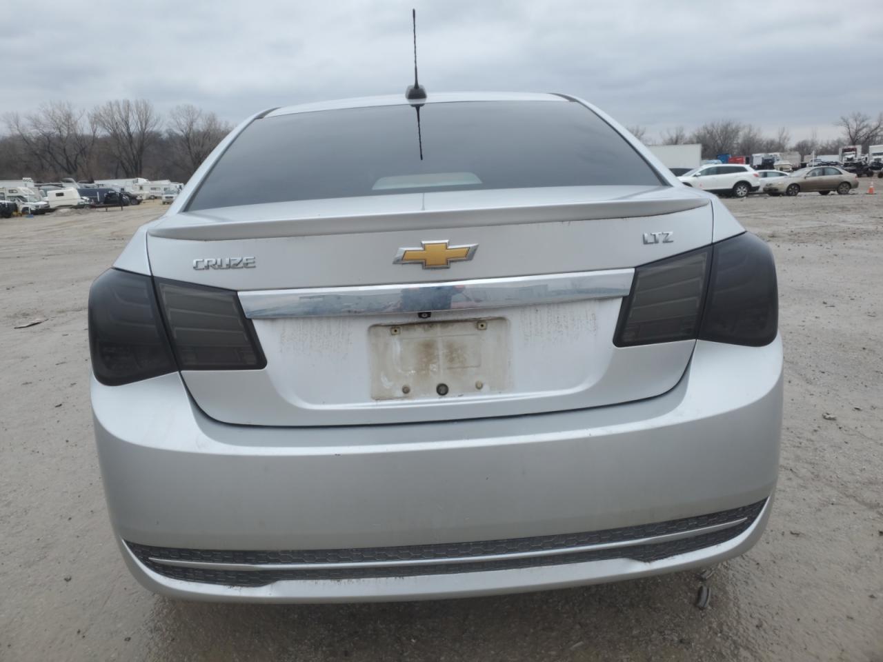 2015 Chevrolet Cruze - Image 6