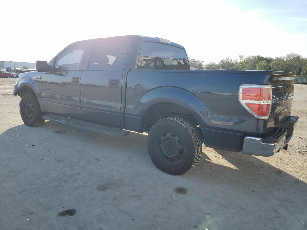 2014 Ford F-150 - Image 2