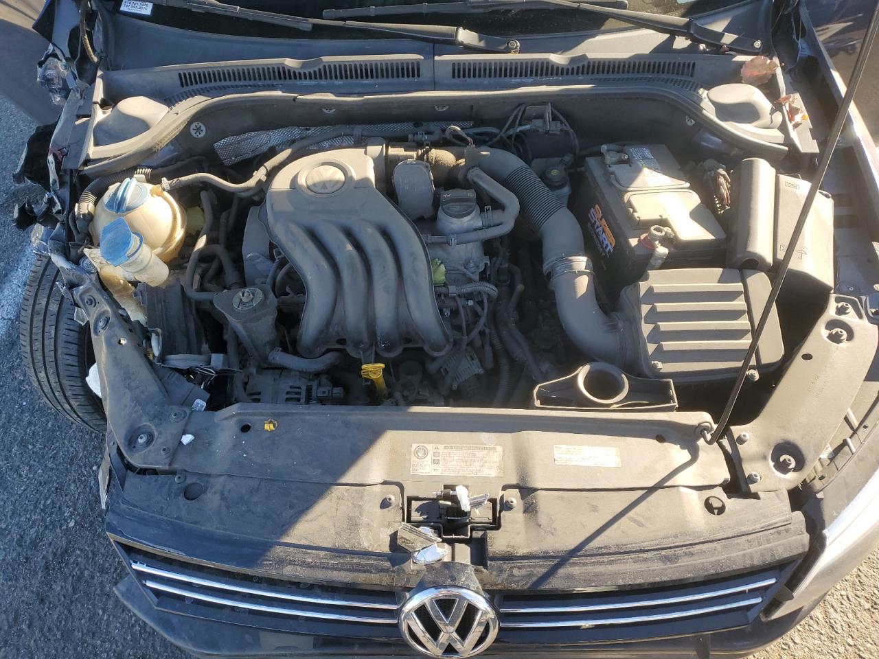 2014 Volkswagen Jetta - Image 11