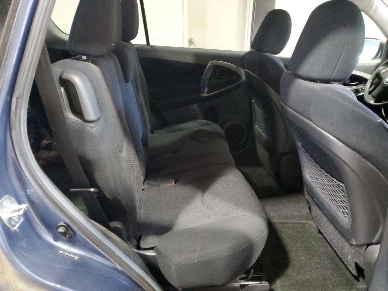 2011 Toyota RAV 4 - Image 11