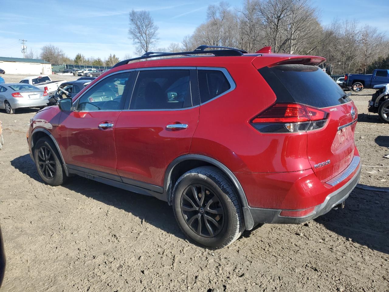 2017 Nissan Rogue - Image 2