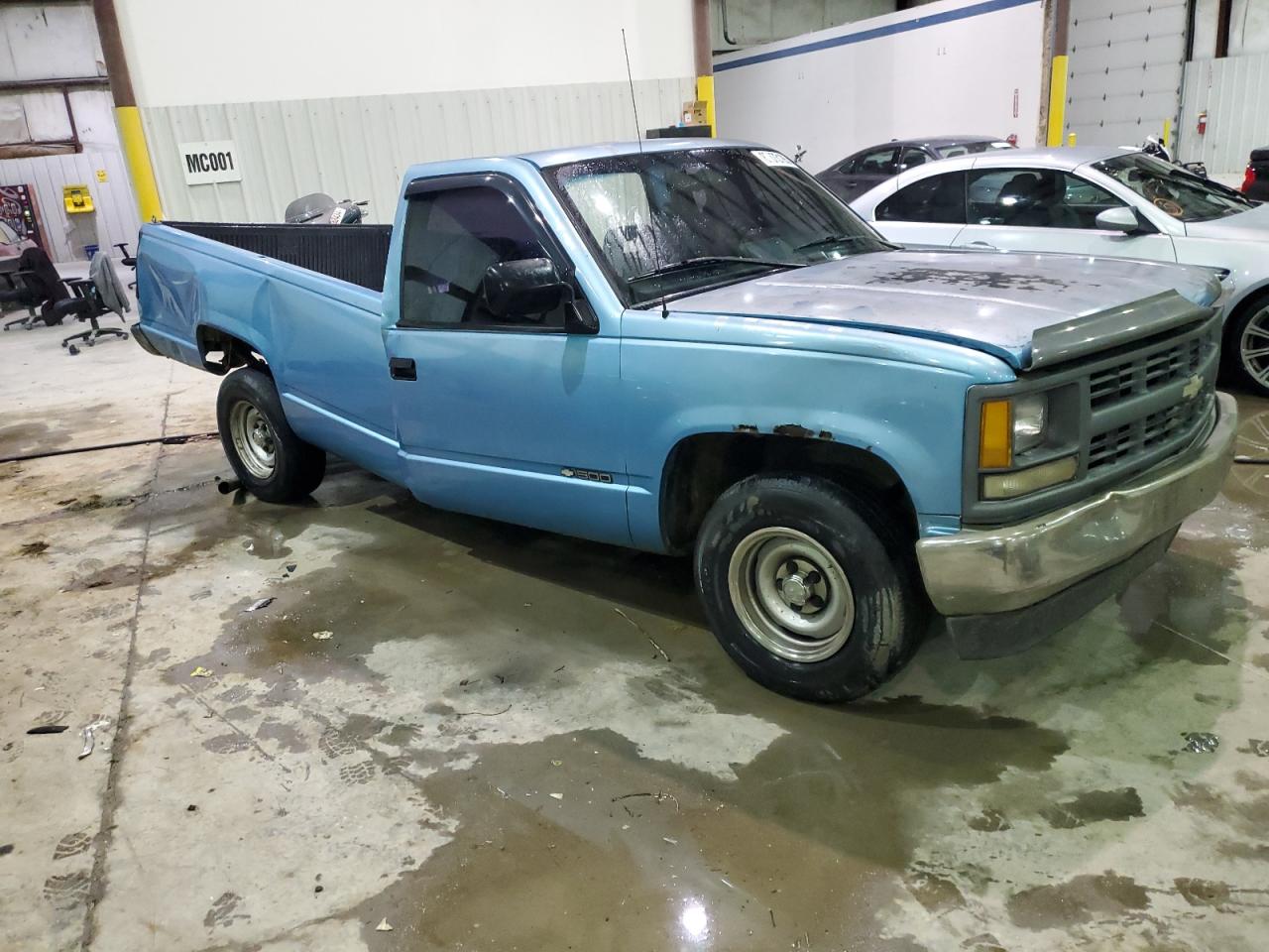 1994 Chevrolet GMT-400 - Image 4