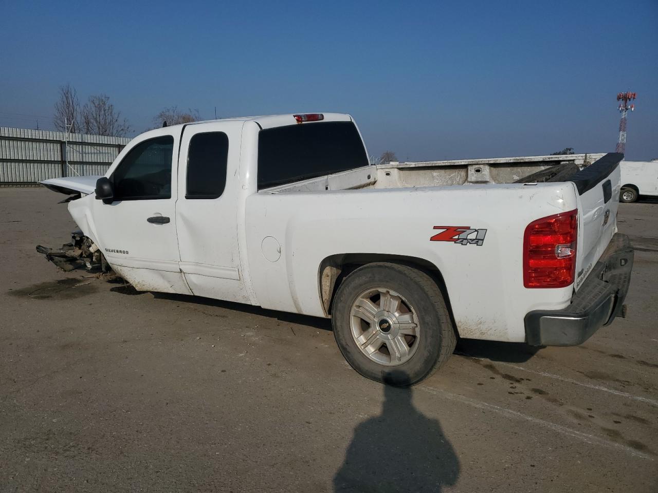 2010 Chevrolet Silverado - Image 2