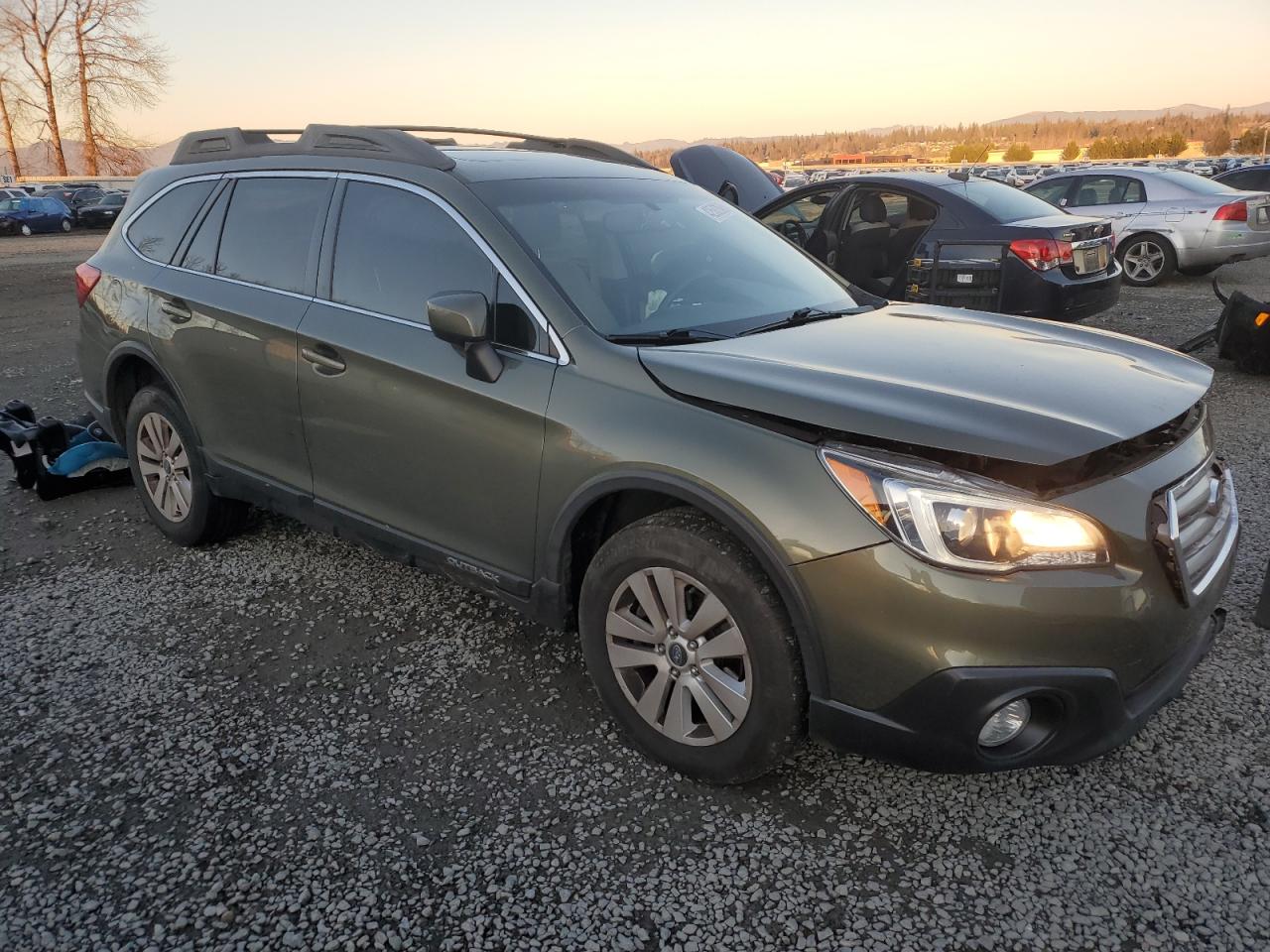 2015 Subaru Outback - Image 4