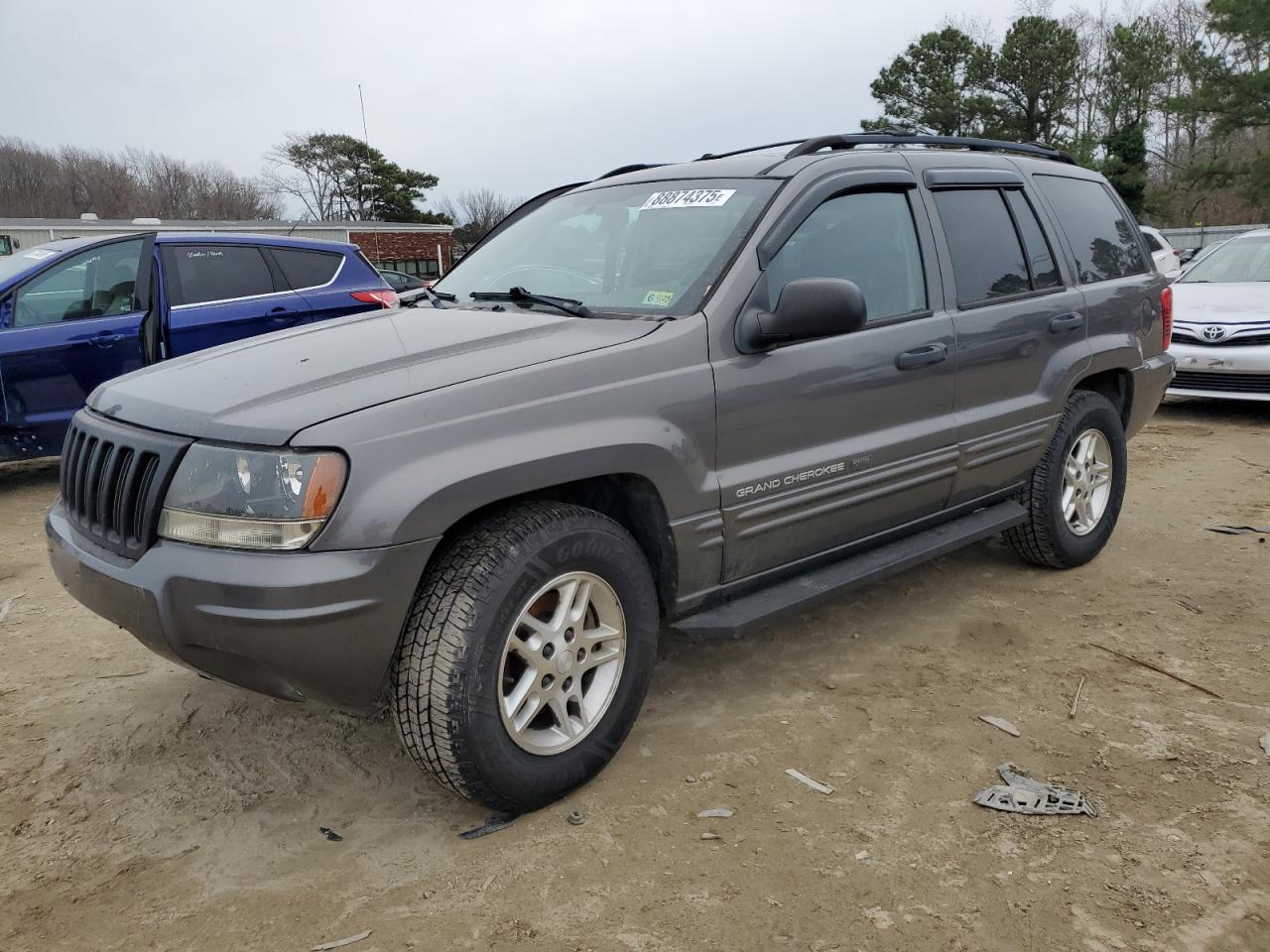 2004 Jeep Grand Cherokee - Image 1