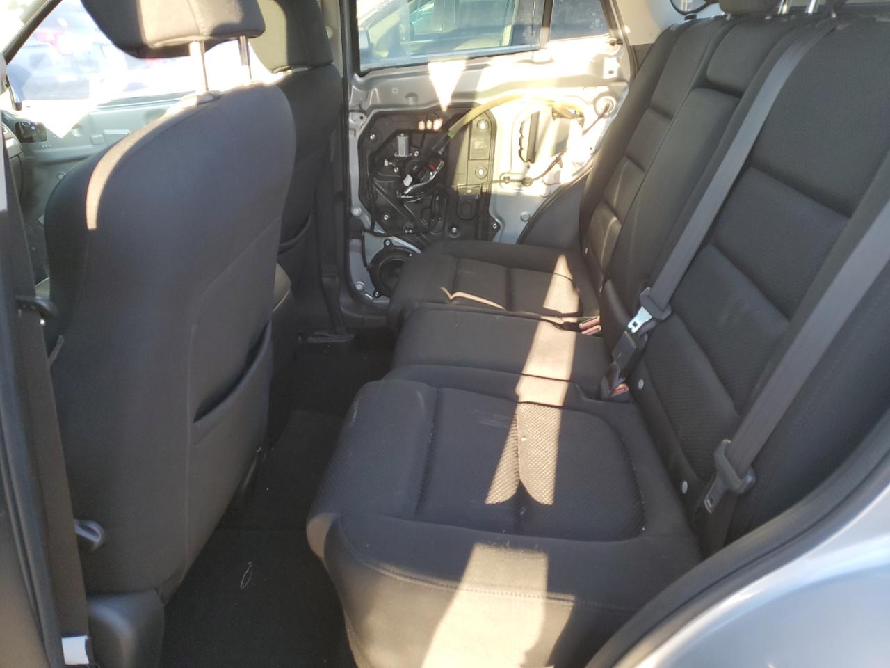 2016 Mazda CX-5 - Image 10