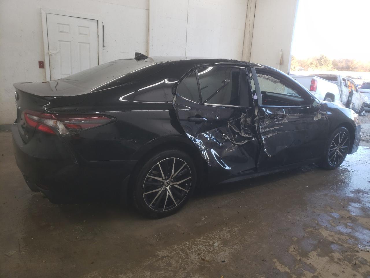 2024 Toyota Camry - Image 3