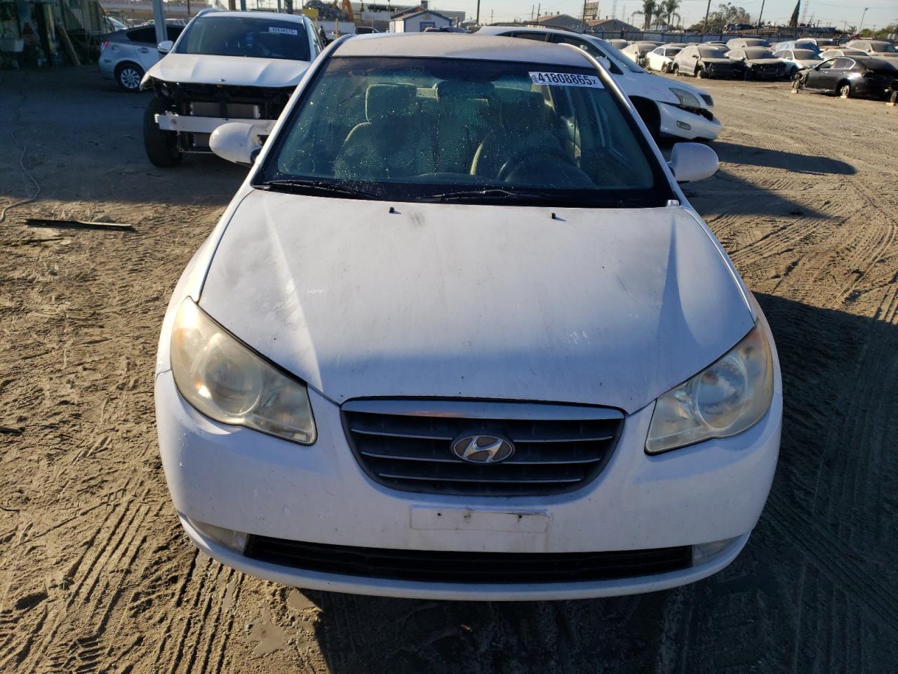 2010 Hyundai Elantra - Image 5