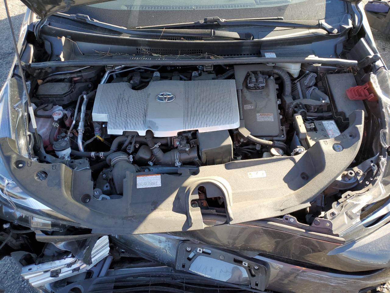 2022 Toyota Prius - Image 11