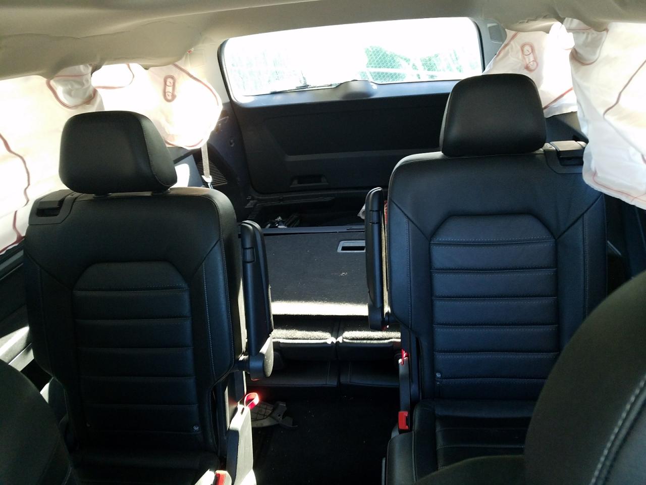 2018 Volkswagen Atlas - Image 10