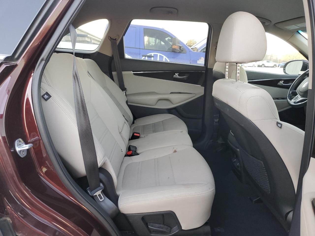 2019 Kia Sorento - Image 11