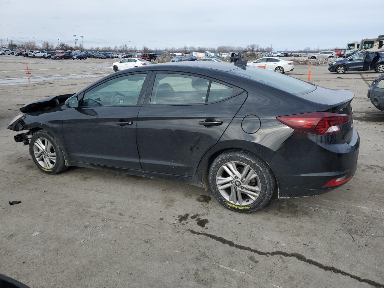 2020 Hyundai Elantra - Image 2