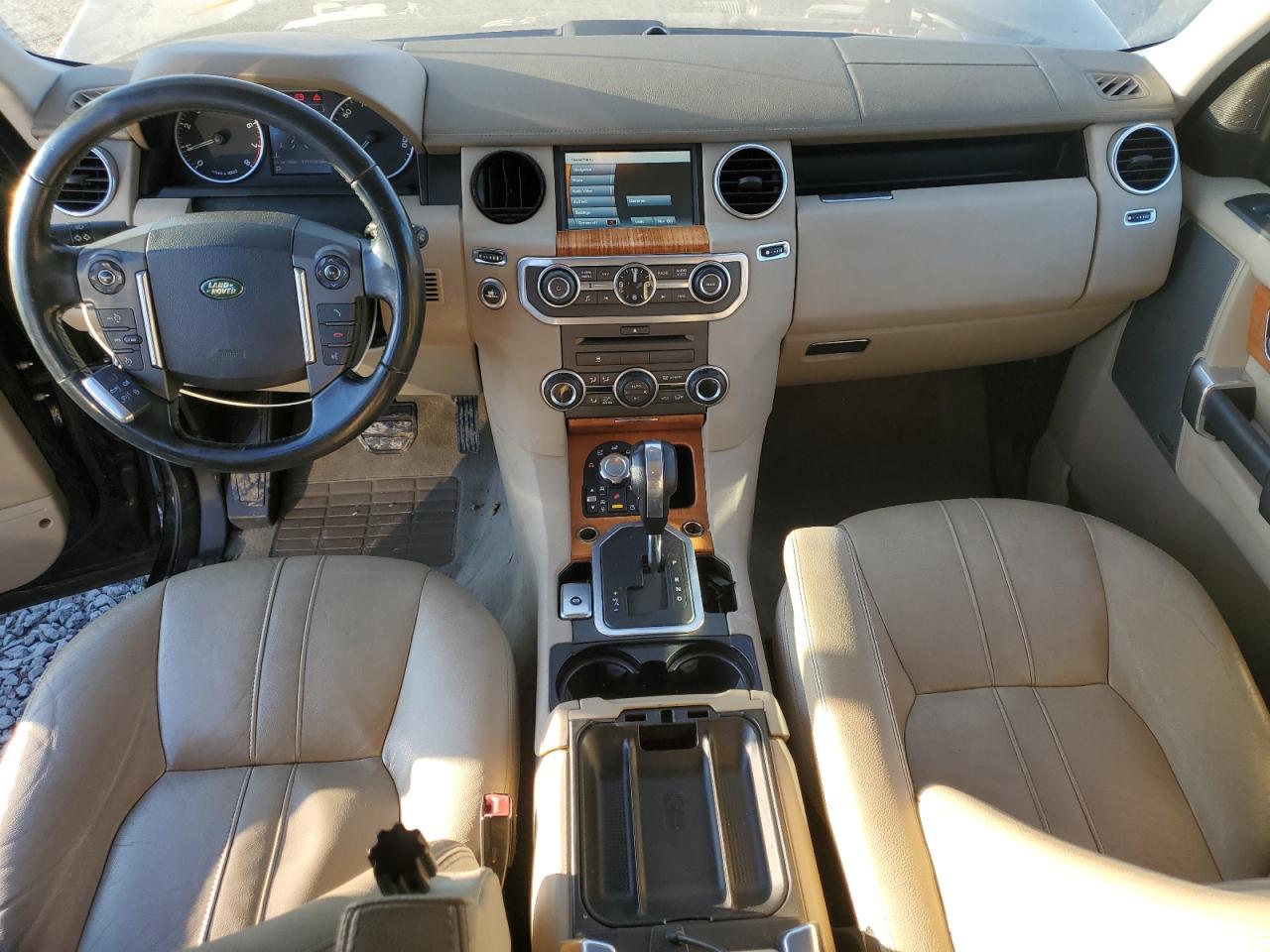 2011 Land Rover LR4 - Image 8
