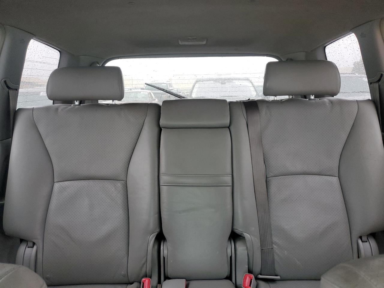 2006 Toyota Highlander - Image 10