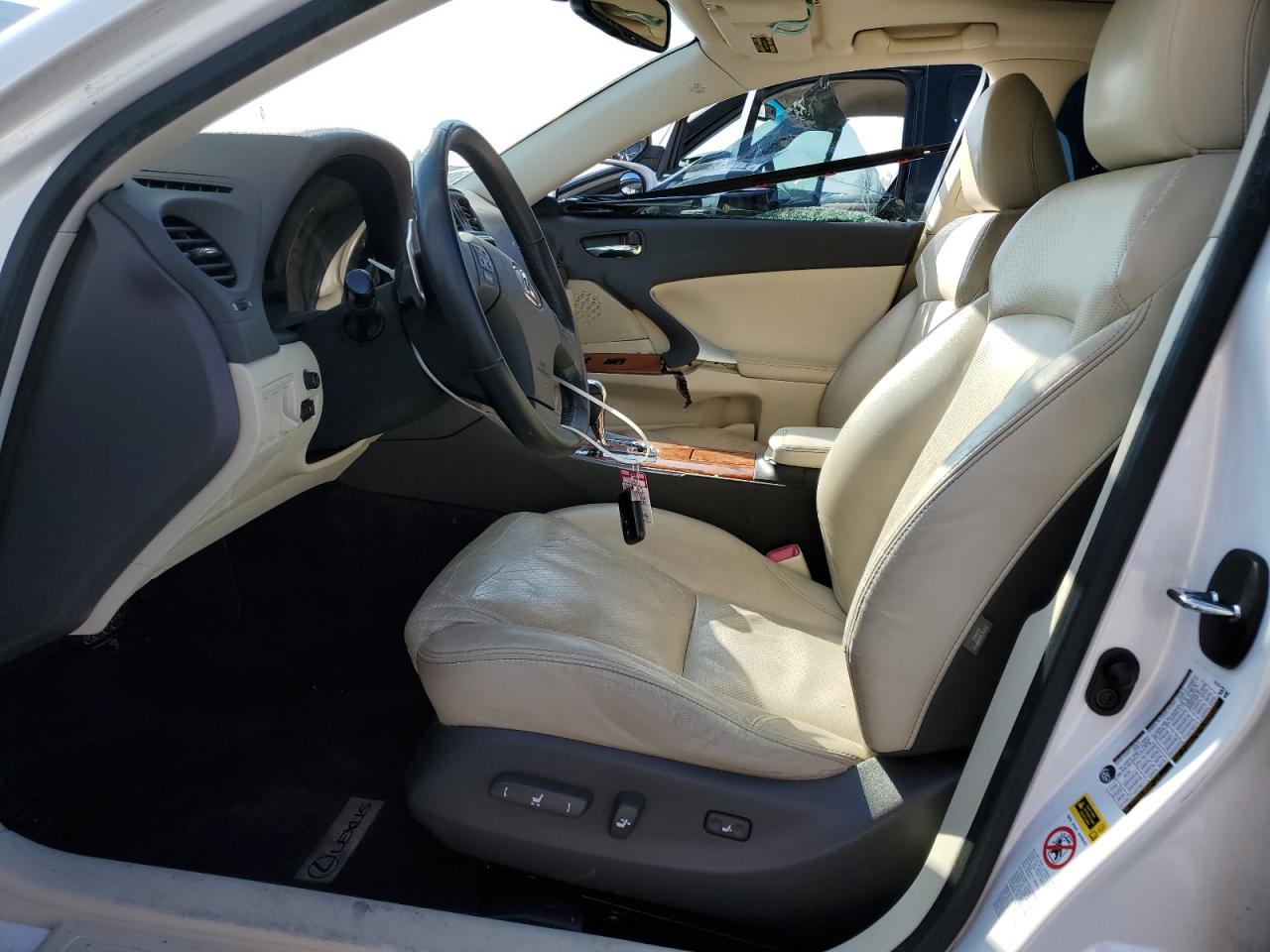 2009 Lexus IS - Image 7
