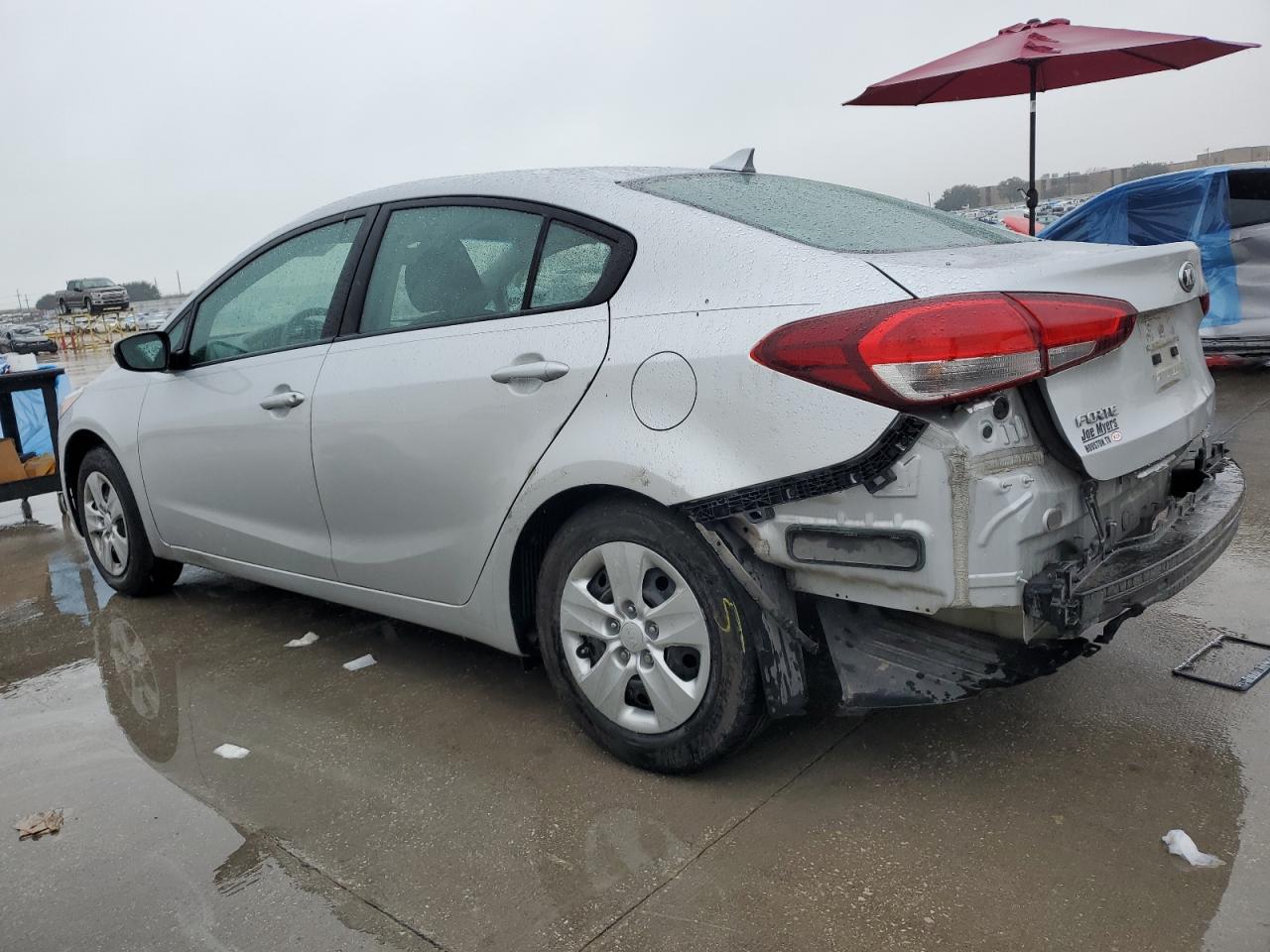 2017 Kia Forte - Image 2