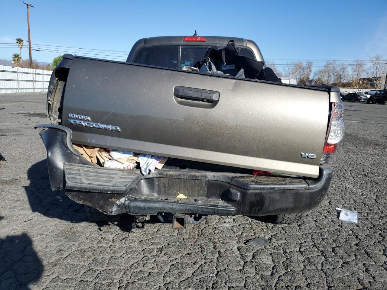 2012 Toyota Tacoma - Image 6