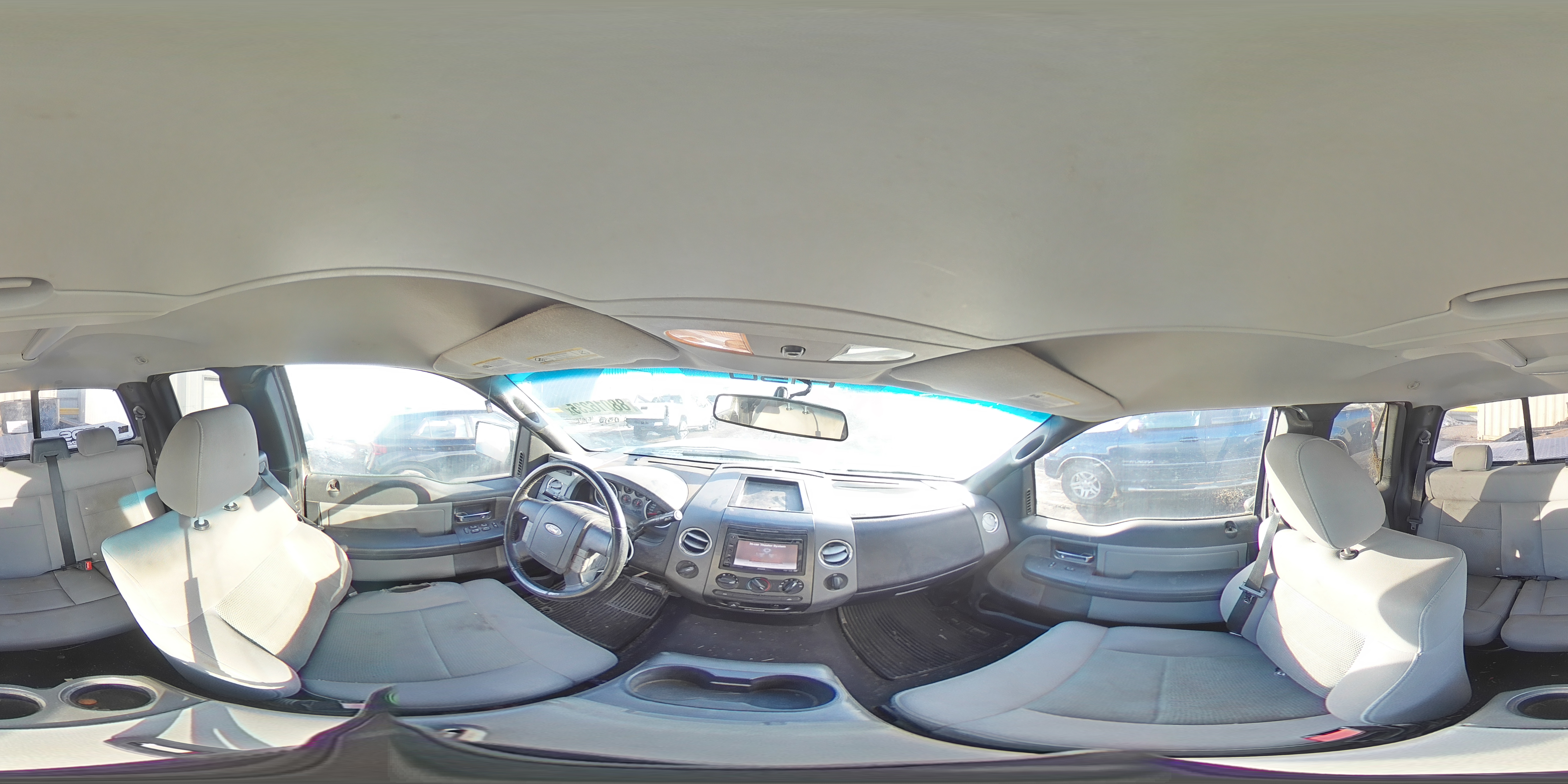 2005 Ford F-150 - Image 13