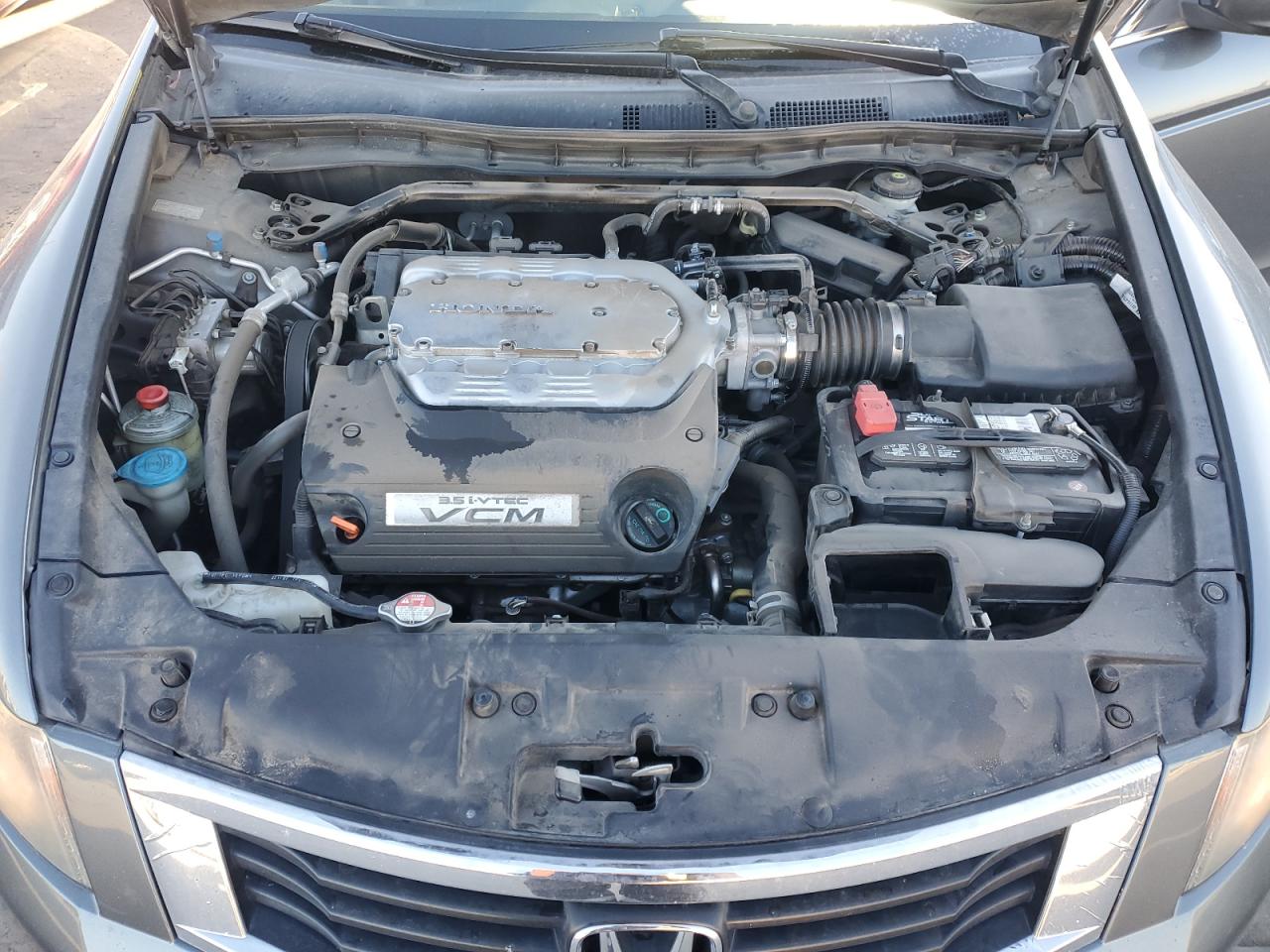 2008 Honda Accord - Image 11