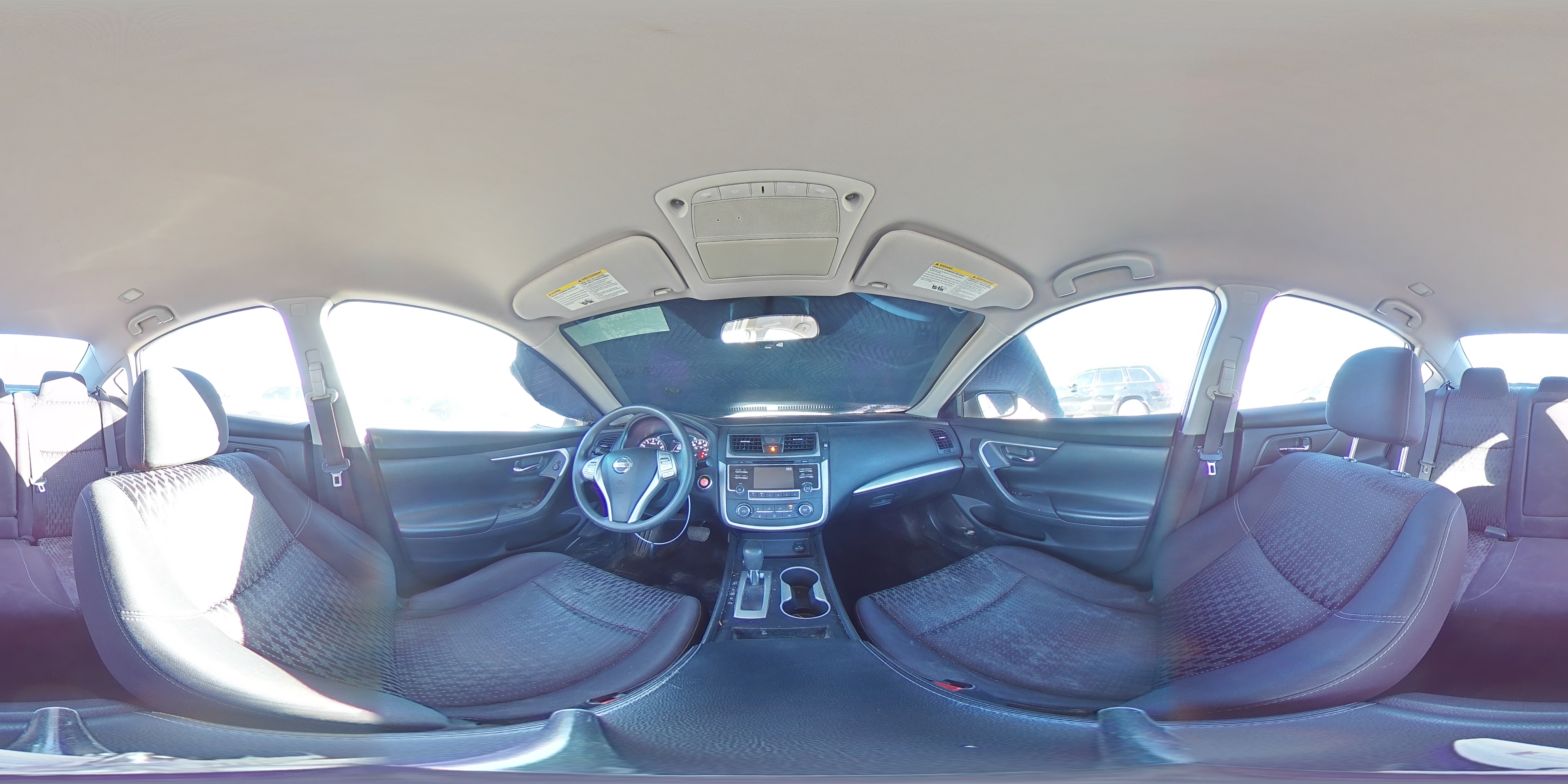 2017 Nissan Altima - Image 12