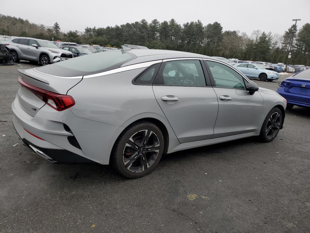 2022 Kia K5 - Image 3